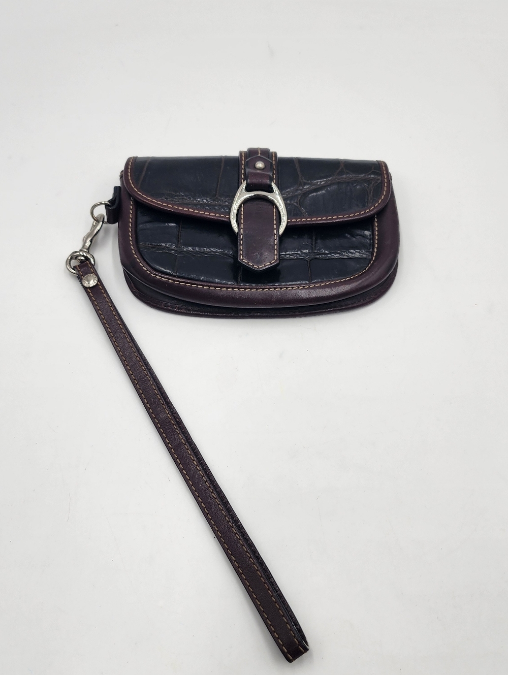 Dooney & Bourke Brown Leather Croc Embossed Wristlet Clutch Wallet Vintage - Picture 14 of 14
